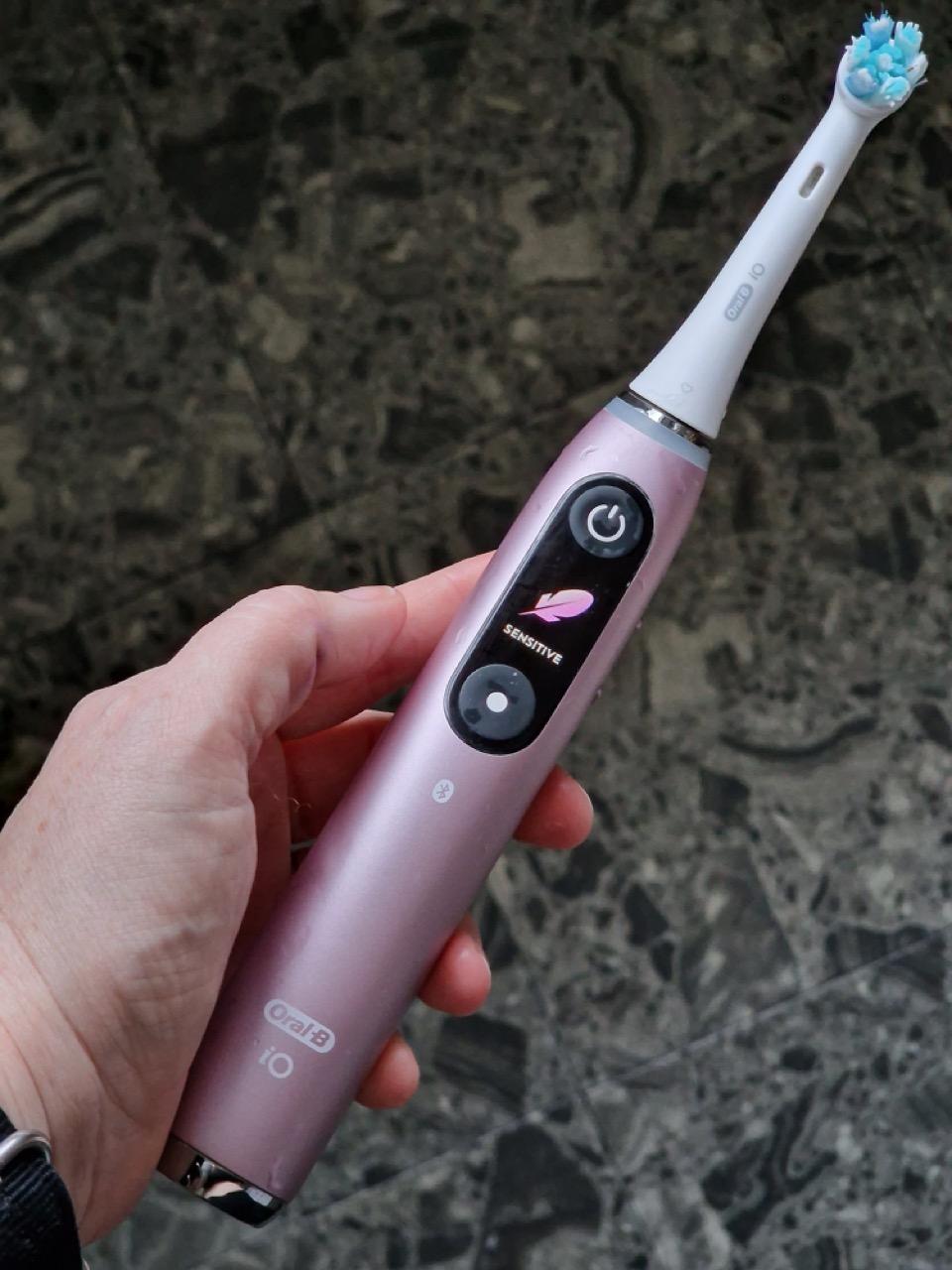 Rosa Oral-B iO 9s
